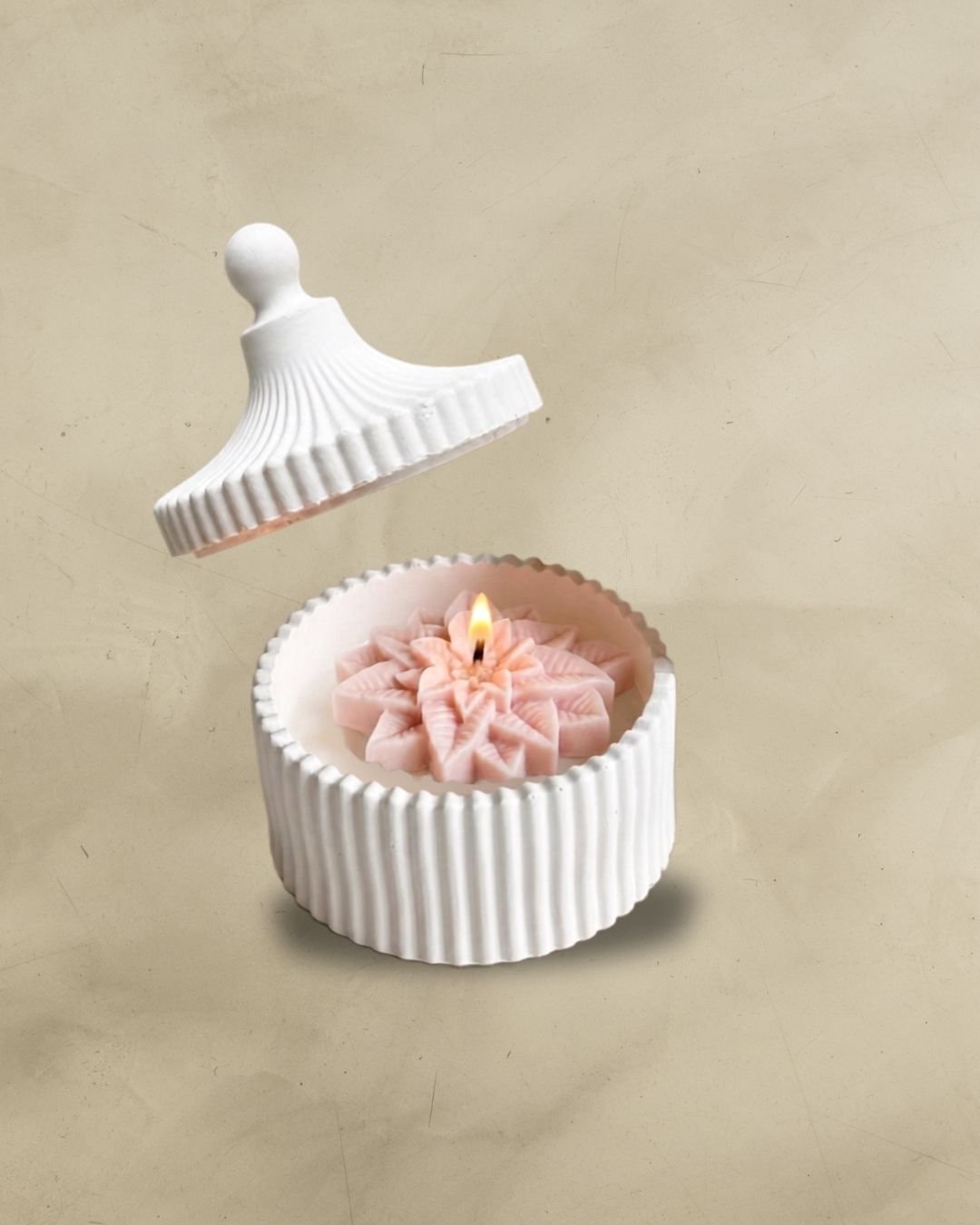 Vela artesanal de soja Circo en recipiente de yeso con tapa